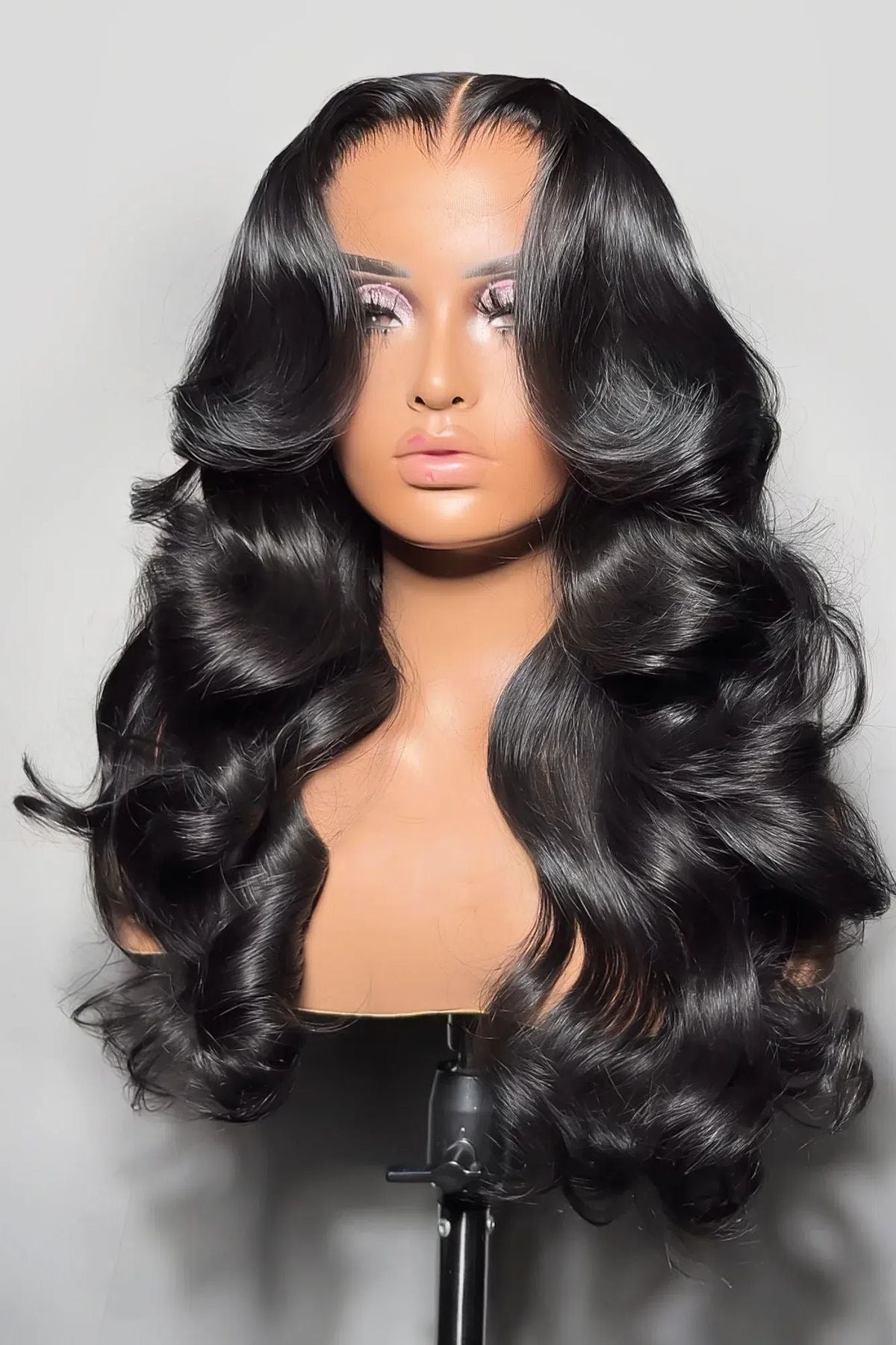 The "Riri" Maison Privé HD Lace Wig 5×5 – 16-20” Body Wave | 180% Density